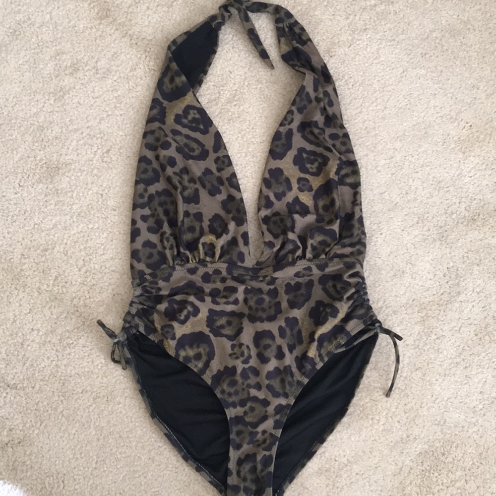 Never worn Missguided swim suit